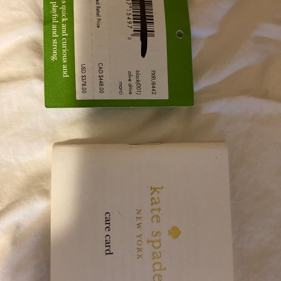 Kate Spade w/Gold Shoulder Chain - Picture 4 of 5